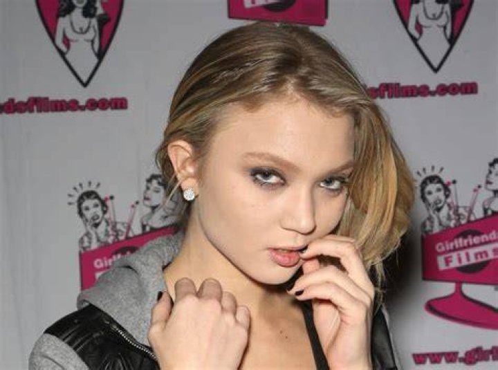 Dakota Skye Net Worth